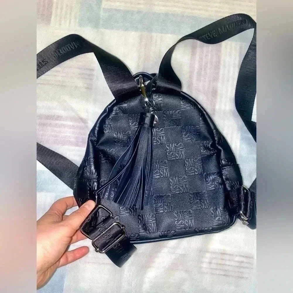 Steve Madden Backpack  🎒 new condition - Picture 5 of 7